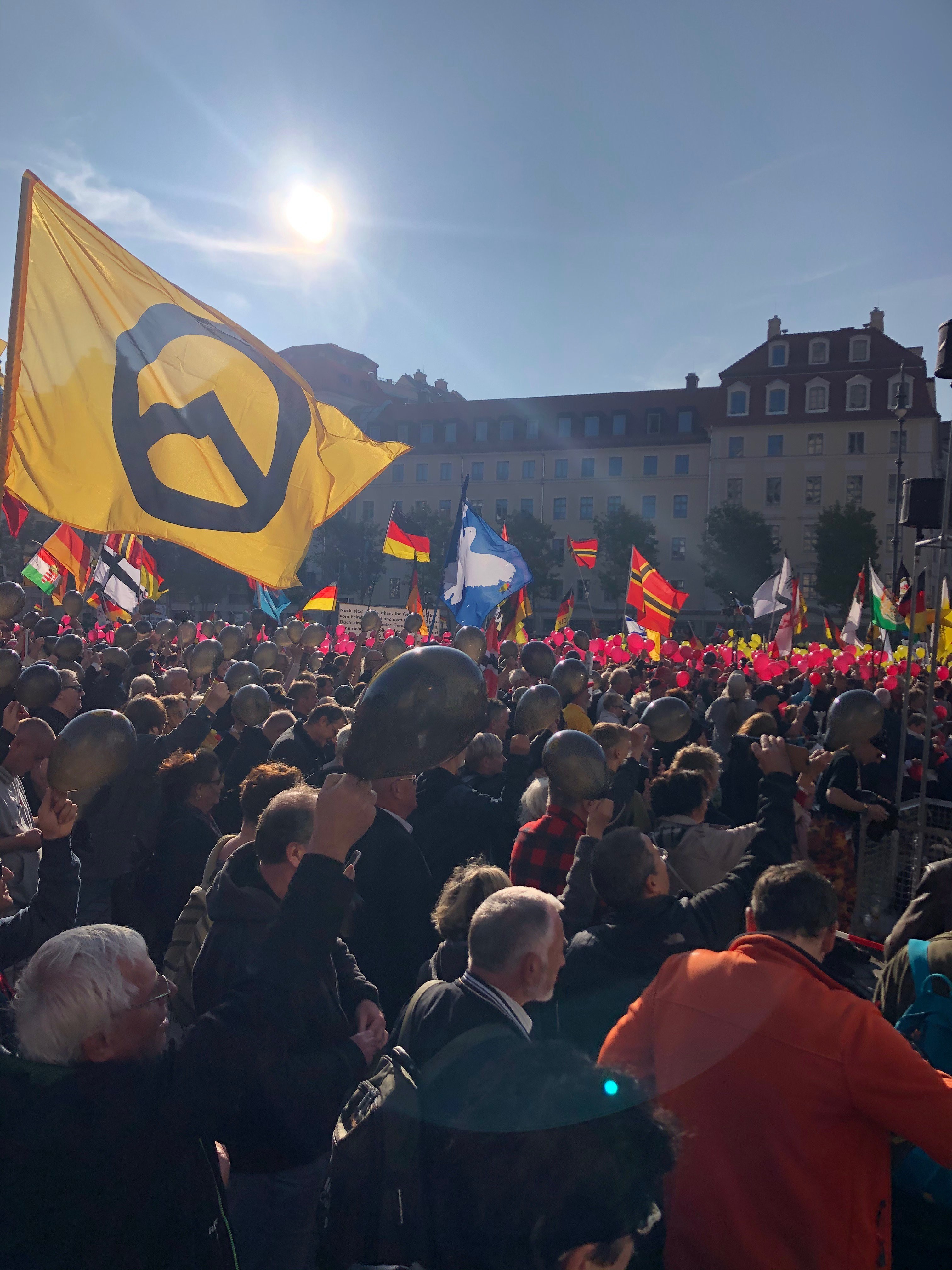 Germania, Dresda dichiara l’emergenza nazismo’