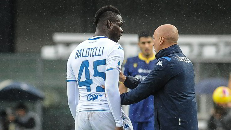 Cori razzisti a Balotelli ma il Verona si difende: "Non c'è stato niente"