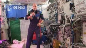Spazio, Mattarella si collega in diretta con Astroluca