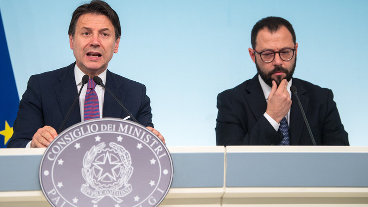 Ex Ilva, Conte: "Disponibili sullo scudo ma inaccettabili gli esuberi"