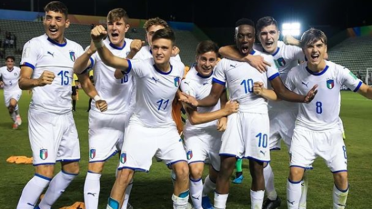 Instagram - @azzurri
