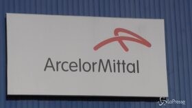 ArcelorMittal, sindacati uniti su esuberi: “Lavoratori hanno già pagato”