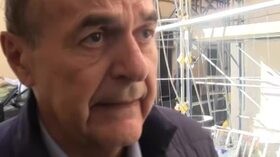 Ex Ilva, Bersani: “Lo scudo penale un pretesto. Arcelor Mittal ha cambiato le carte in tavola”