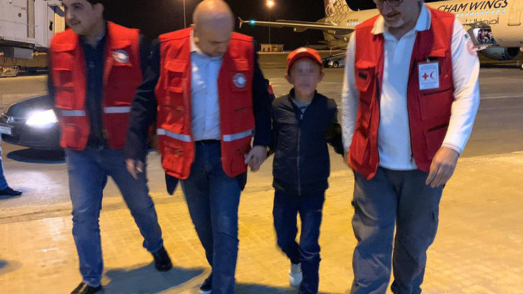 Bimbo Siria, atterrato a Fiumicino il piccolo Alvin
