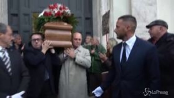 A Roma L Ultimo Saluto A Fred Bongusto