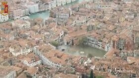 Venezia, oggi il Cdm. Conte: “Il governo è presente”