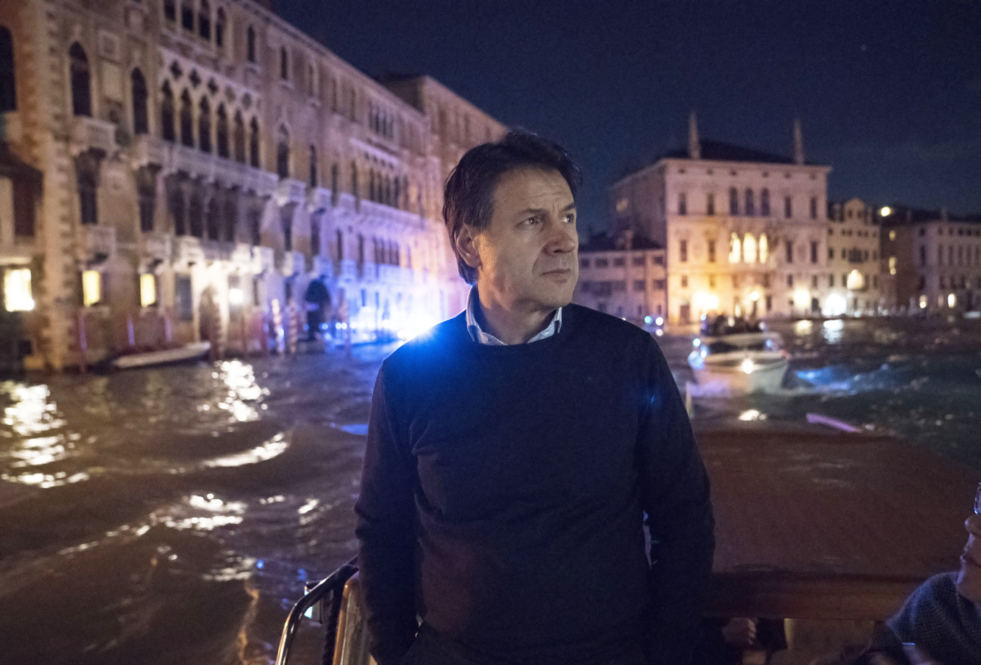 Venezia, Conte: “Stato di emergenza e fondi, il Mose sarà ultimato. Oggi Cdm”
