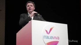 Renzi a Torino presenta Shock!: “Un piano da 120 miliardi per rimettere in moto l’Italia”