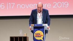 Zingaretti: “Chi combatte il Pd per rosicchiare consenso si scava la fossa”