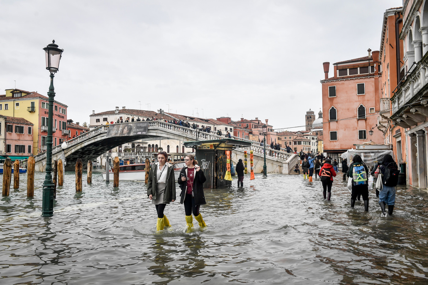Il maltempo flagella l’Italia, allerta rossa e fiumi esondati