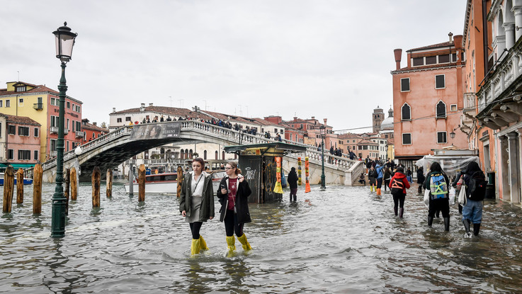 Il maltempo flagella l'Italia, allerta rossa e fiumi esondati