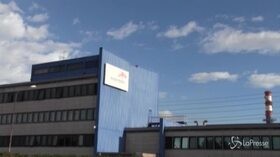 Ex Ilva, Arcelor non spegne l’altoforno