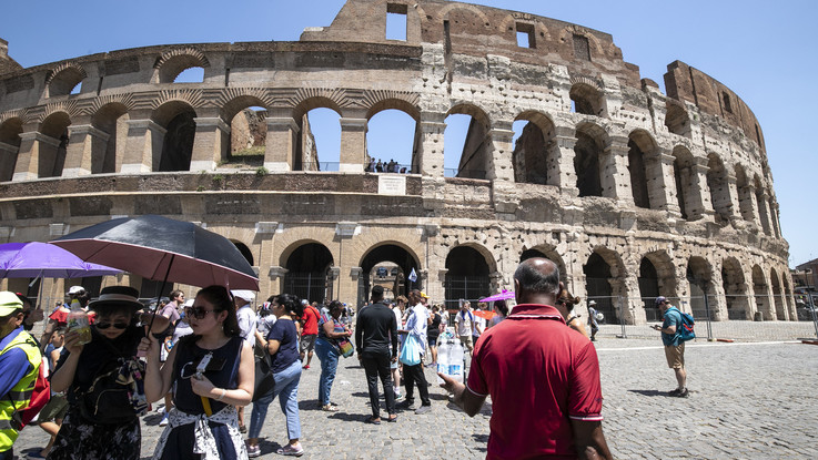 Clima, aumentano le ondate di calore nelle città italiane: +400% entro il 2050