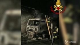 Savona, tir in fiamme in galleria sulla A10: 32 intossicati