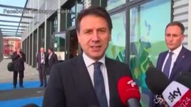 Conte: “Delirio collettivo della Lega, sovranismo da operetta”