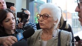 Cittadinanza negata, le scuse del sindaco di Biella a Liliana Segre