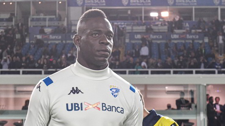 Brescia, tensione all'allenamento: Grosso manda via Balotelli