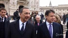Milano, Giuseppe Conte e Beppe Sala passeggiano al Duomo