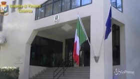 Reati fiscali a Cosenza: interdetti a 5 commercialisti
