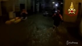 Maltempo in Liguria, allagamenti ed esondazioni a Genova