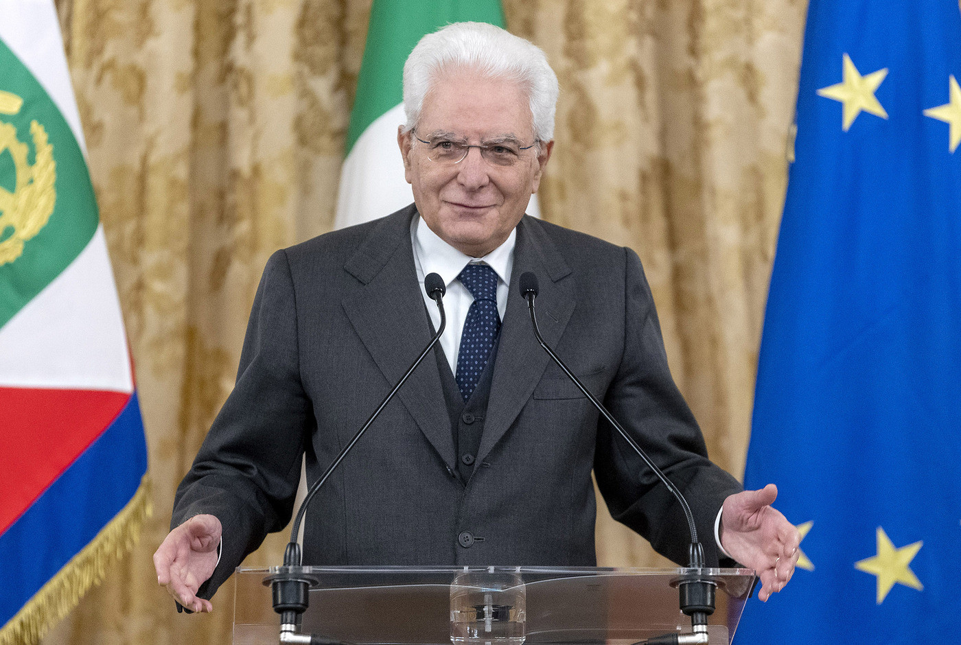 Violenza sulle donne, Mattarella: “Continua a essere un’emergenza pubblica”