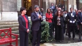 Violenza sulle donne, panchina rossa nel Cortile di Montecitorio
