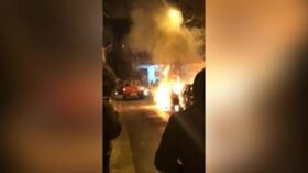 Terremoto in Albania: auto si incendia dopo il sisma
