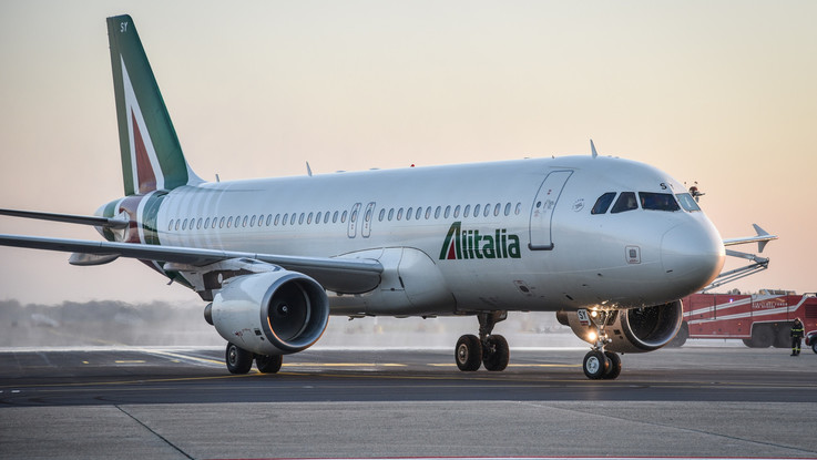 Alitalia, Patuanelli: "Per ora nessuna soluzione mercato"