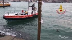 Venezia, individuata l’edicola sommersa dall’acqua alta