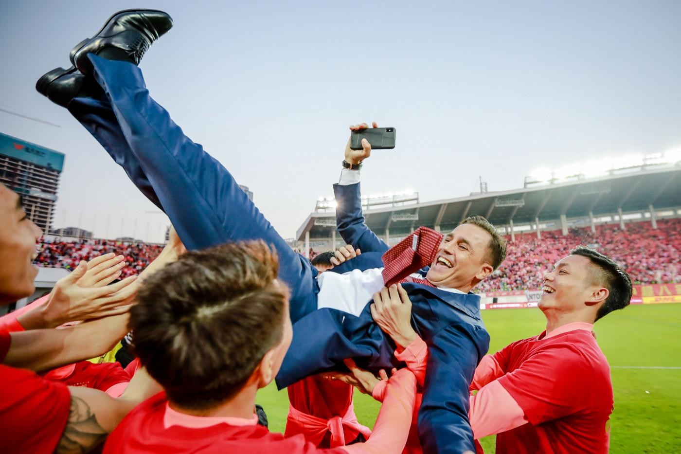 Fabio Cannavaro sul tetto della Cina: è scudetto con il Guangzhou