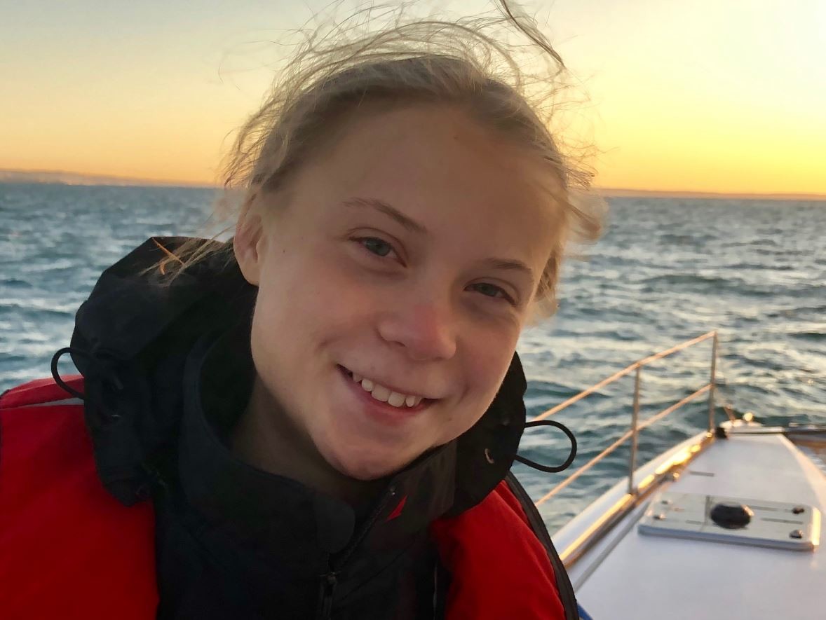 Greta Thunberg sbarca a Lisbona dopo la traversata atlantica