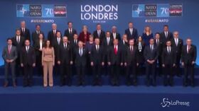 Londra, la foto di gruppo dei 29 leader Nato