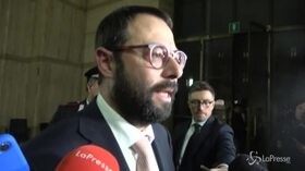 Ex Ilva, Patuanelli: “ArcelorMittal ha fatto passi indietro, sono molto deluso”