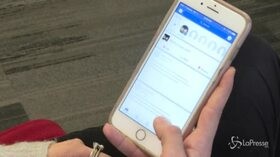 Adolescenti più insonni per colpa dello smartphone