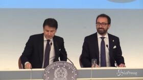 Manovra, Conte: “Evitato aumento dell’Iva, no a mistificazioni e falsità”