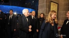 Prima della Scala a Milano: l’arrivo degli ospiti vip, da Mattarella a Segre