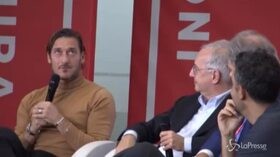 Totti: “Ero il capro espiatorio di tutto, l’ultimo anno da giocatore non lo rivivrei”