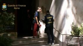 Incassavano pensioni di persone morte, truffa da 3 milioni di euro