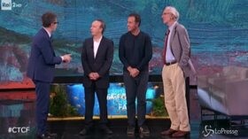 Benigni a Sanremo, la conferma dell’attore: “Sono l’unica cosa sicura”