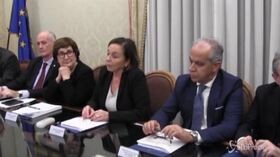 Sicurezza, Lamorgese a Napoli: “Una città difficile”