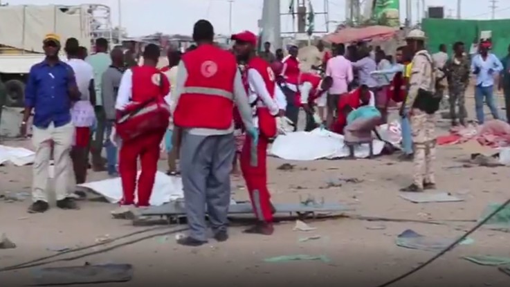 Somalia, autobomba a Mogadiscio: decine di morti