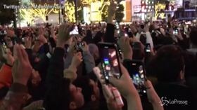 Capodanno 2020, in migliaia in piazza a Tokyo per il conto alla rovescia