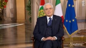 Mattarella e l’Italia vista dallo spazio: “Proviamo a guardare il nostro Paese dal di fuori”