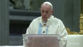 Il Papa in difesa delle donne: “Ogni violenza contro di loro è profanazione di Dio”