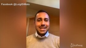 Di Maio attacca Salvini: “Qualcuno per fare carriera politica invoca Dio e la Madonna”