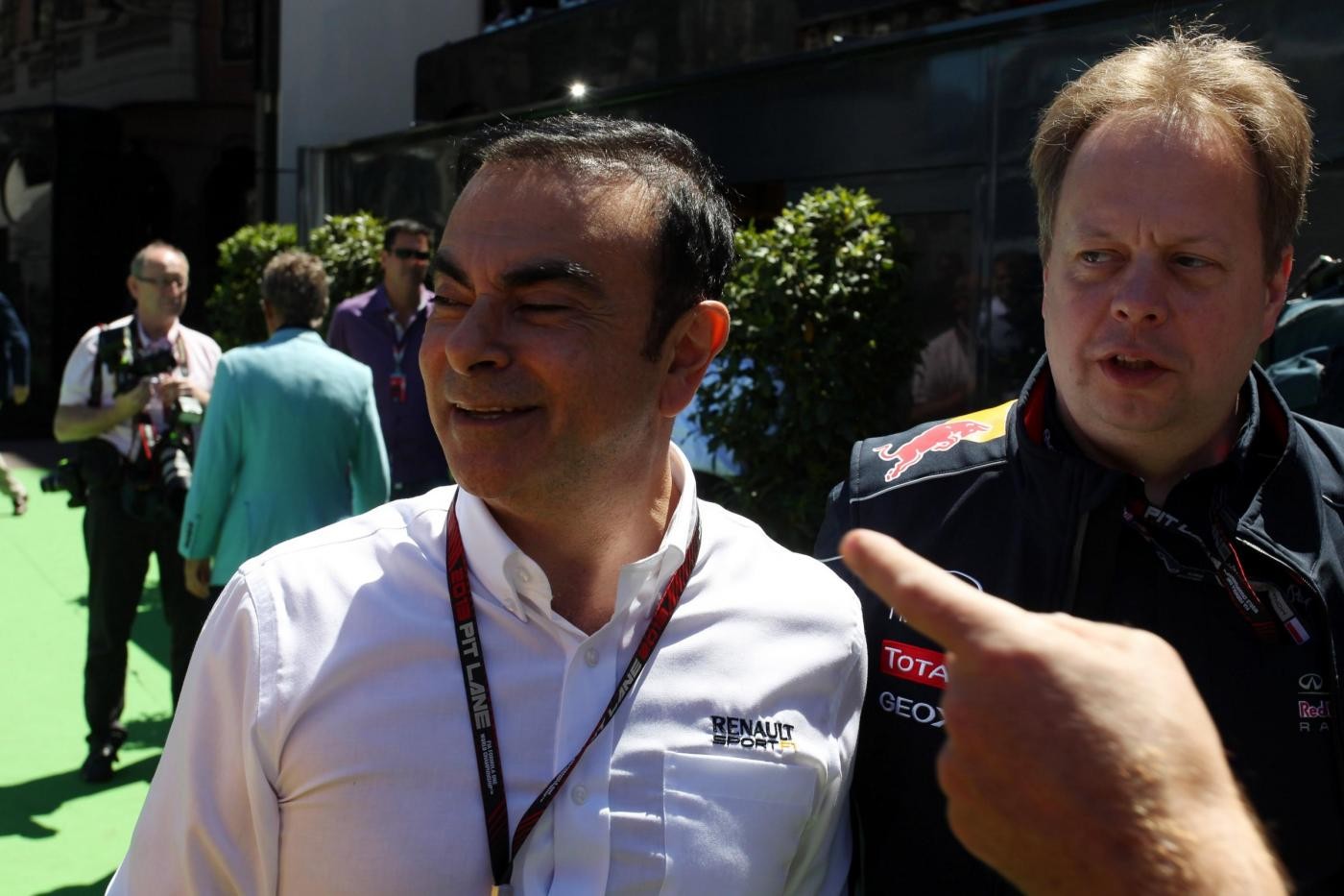 Clamorosa fuga di Ghosn: 7 arresti in Turchia