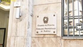 Napoli, Finanza sequestra 33 kg di cocaina: avrebbe fruttato 10 milioni di euro