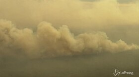 Australia, l’Isola dei Canguri in fiamme vista dall’alto