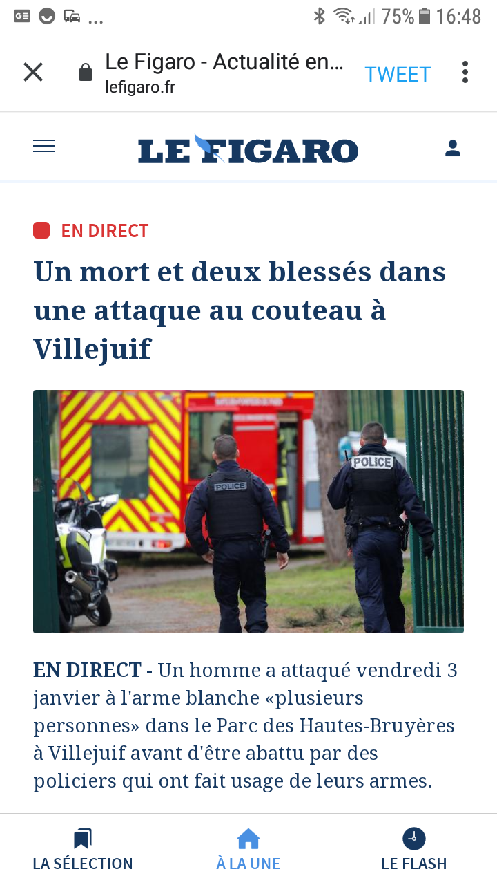 Parigi, accoltella i passanti: un morto e due feriti