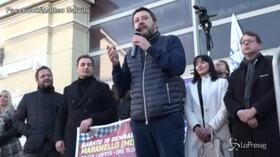 Salvini: “Processare chi ruba i bambini alle famiglie, non me”